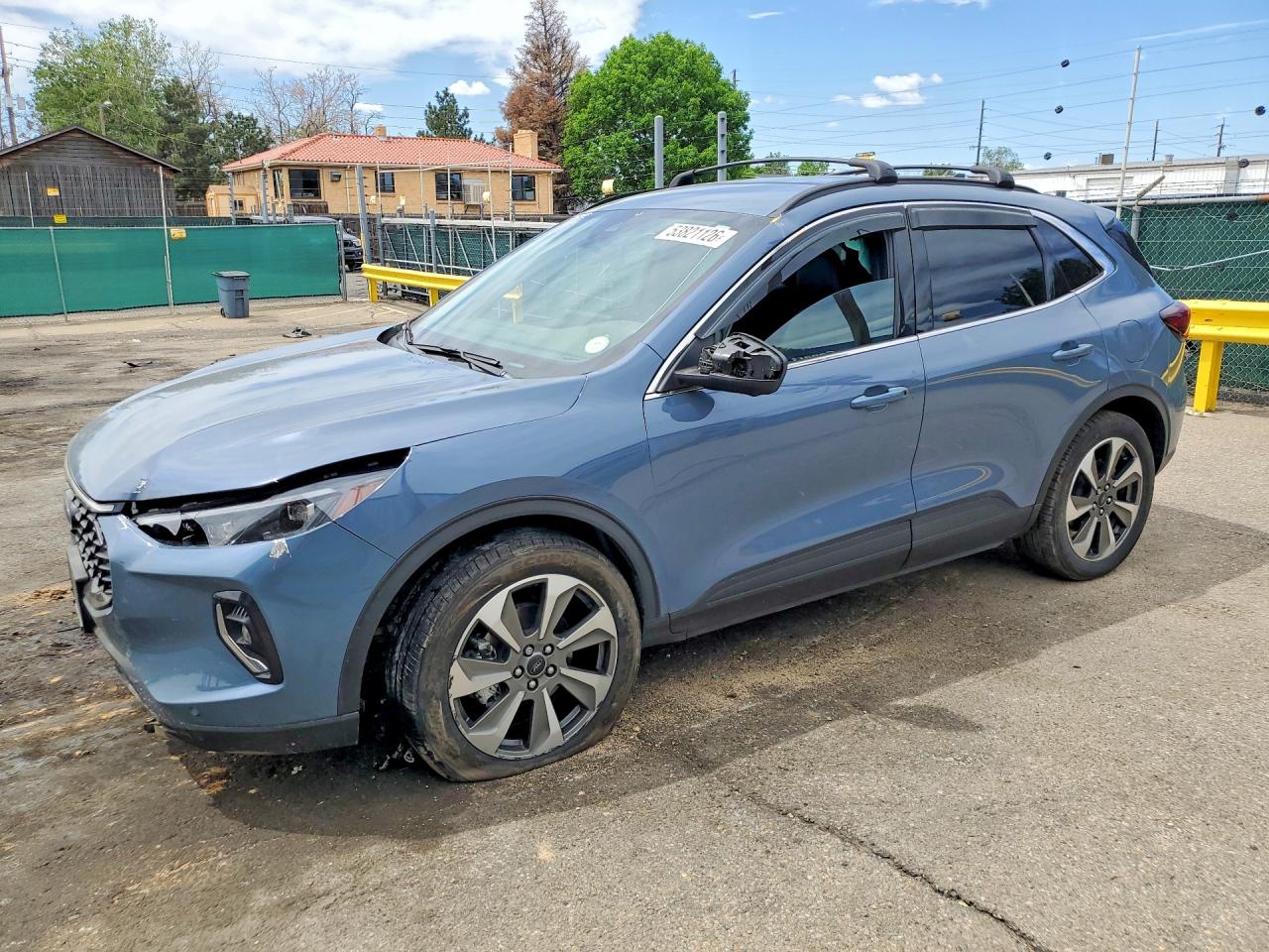 Salvage Ford Escape Image