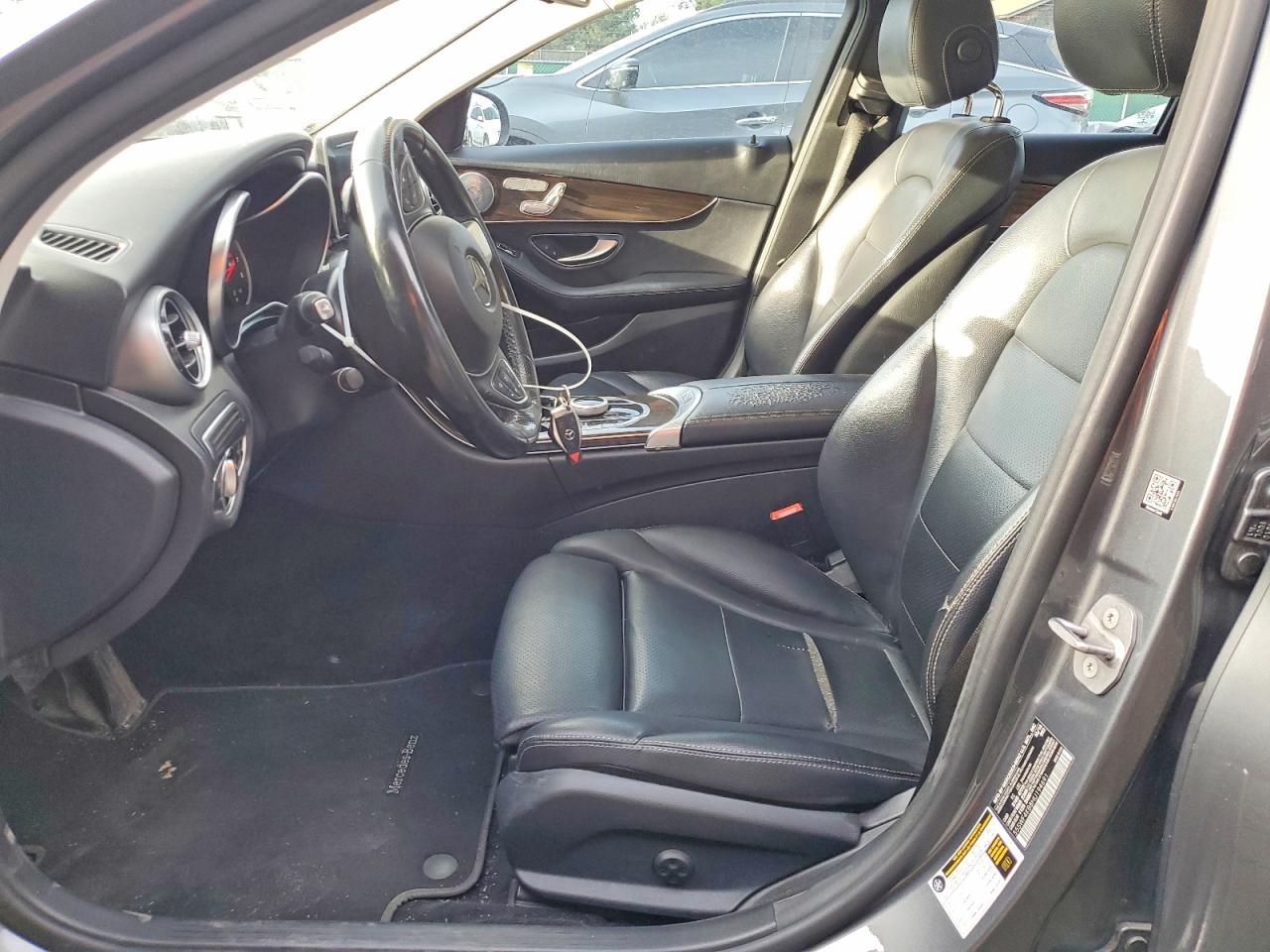Mercedes-Benz C-Class 300 4matic