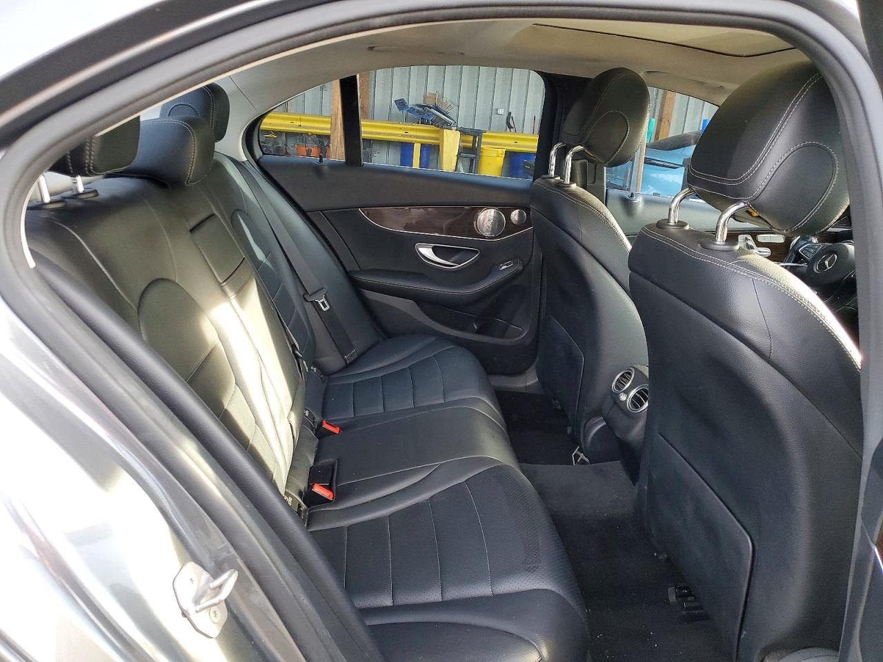 Mercedes-Benz C-Class 300 4matic