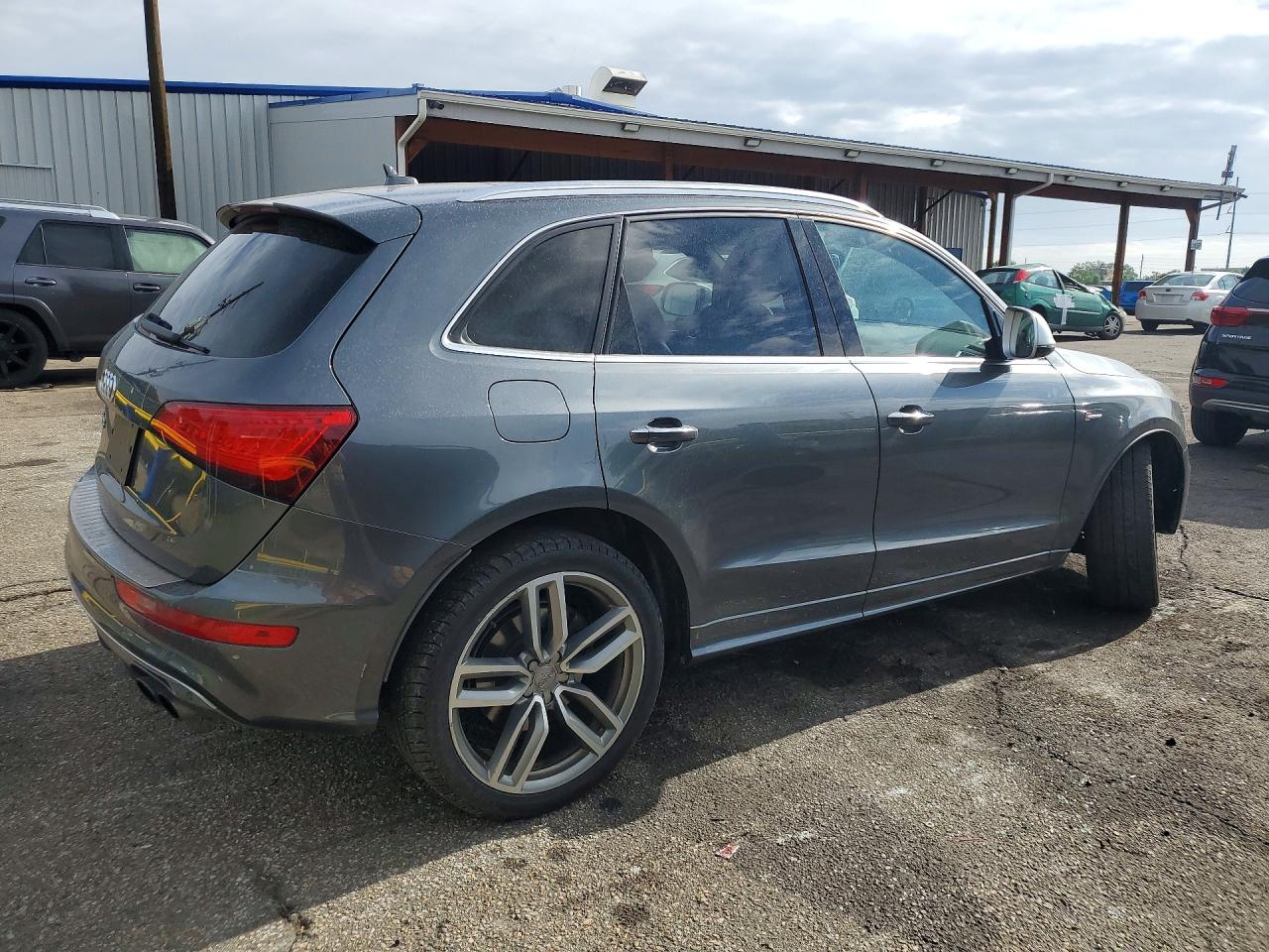 Audi Sq Premium Plus