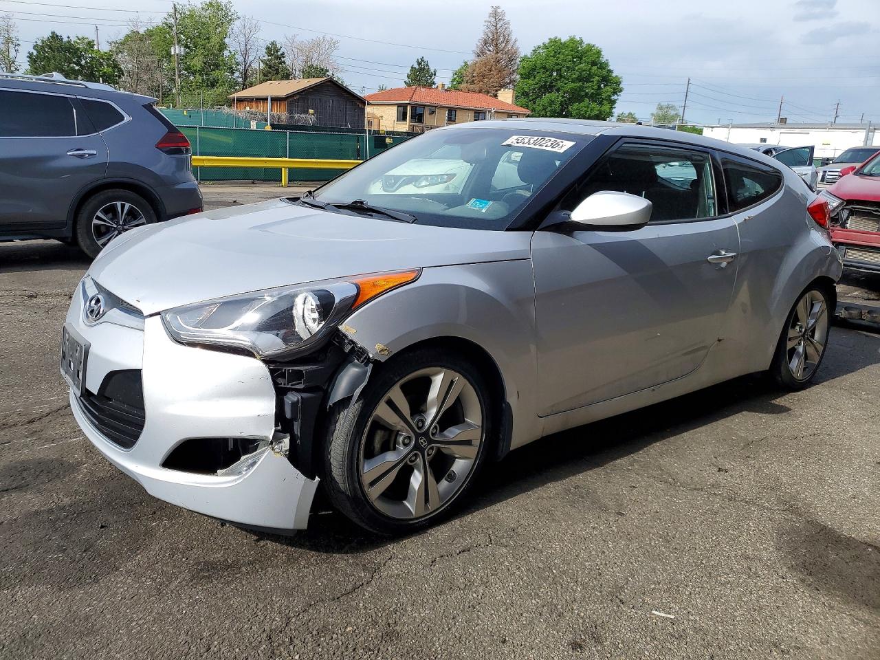 Salvage Hyundai VELOSTER Image