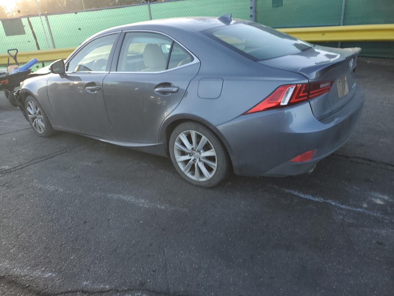 Lexus Is 200t