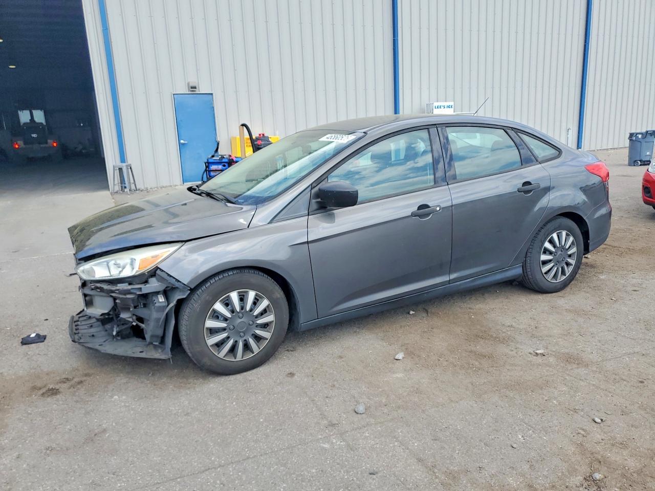 Salvage Ford Focus Image