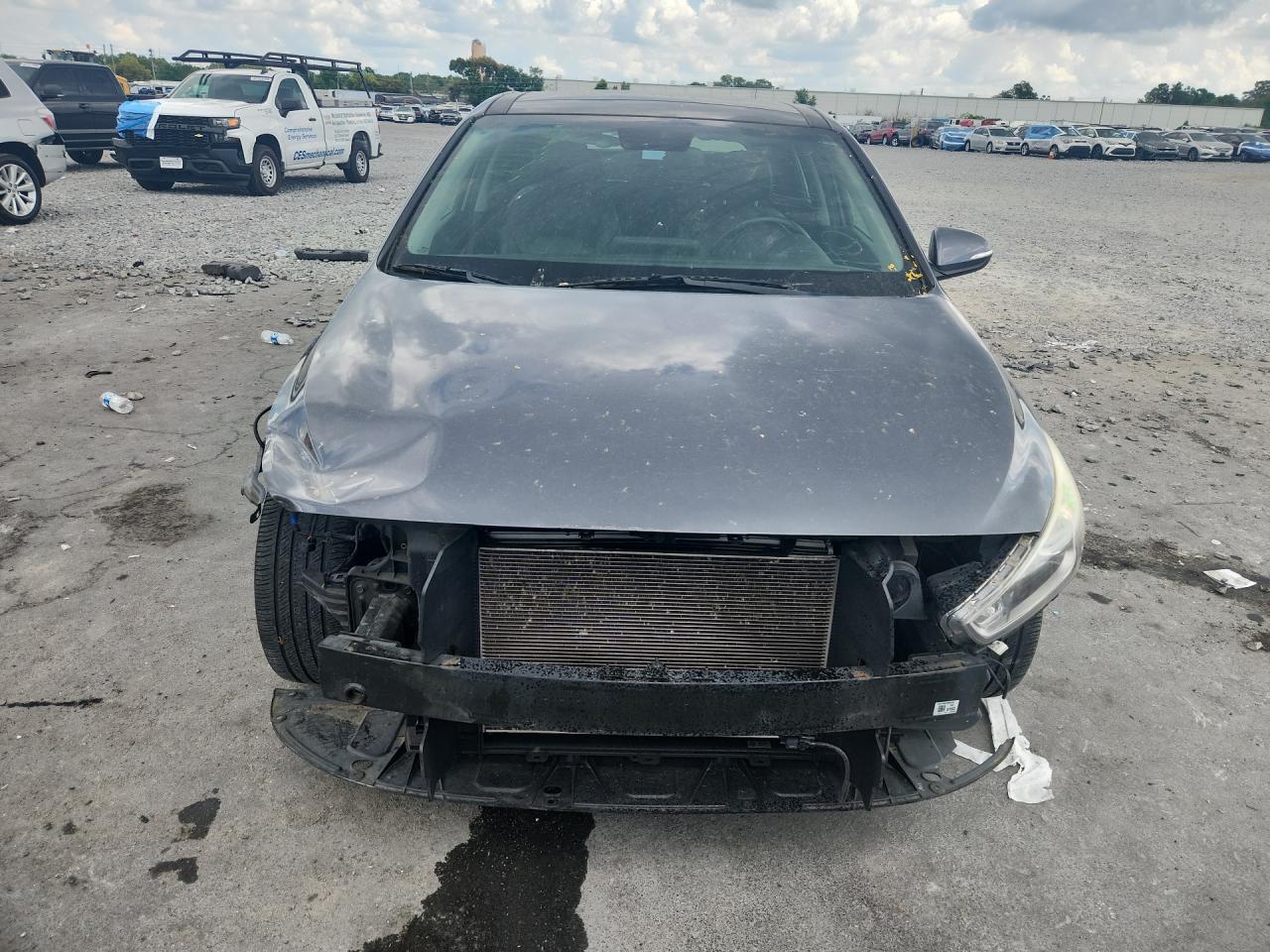 Hyundai ELANTRA Base