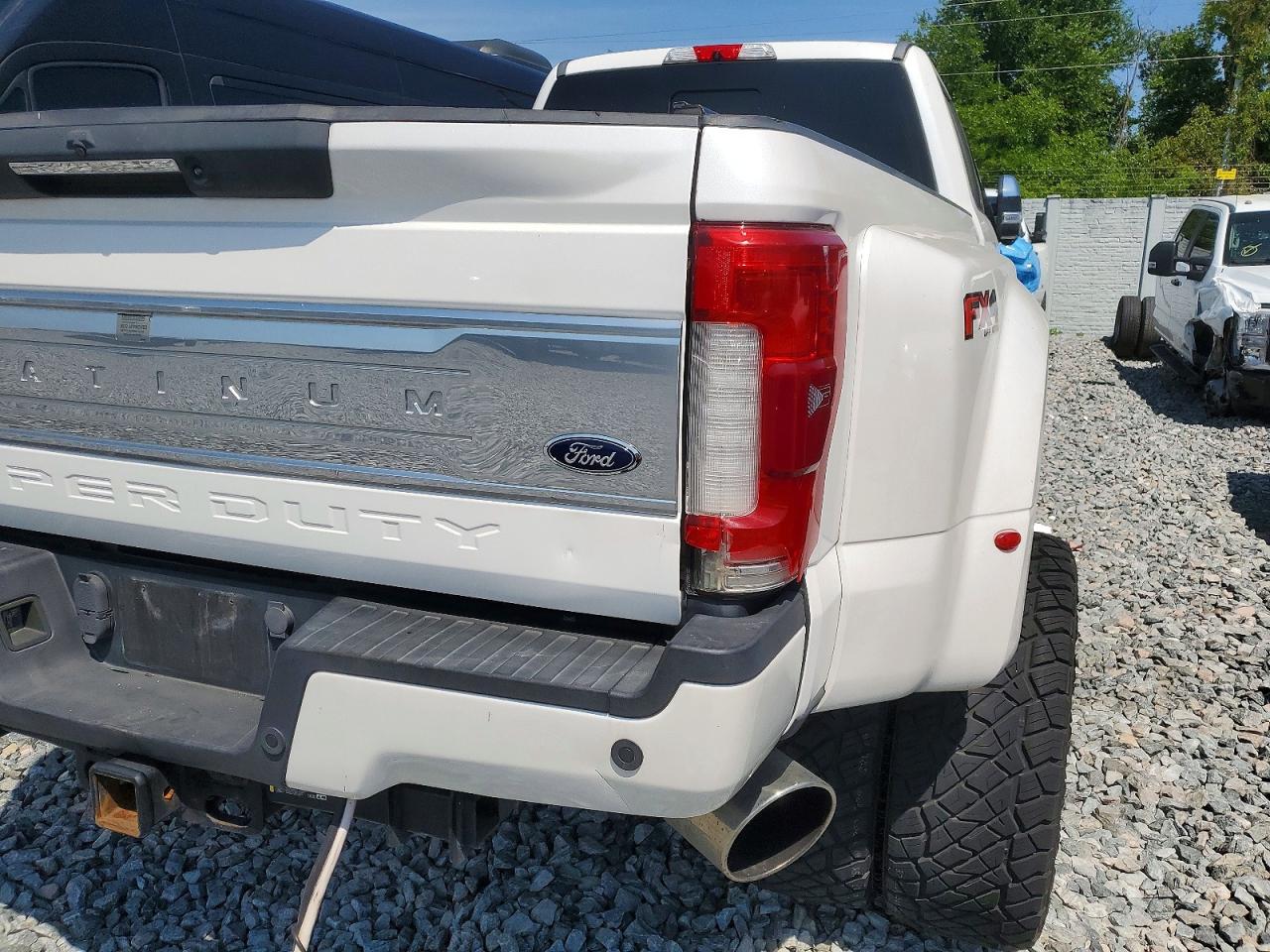 Ford F-450 Super Duty