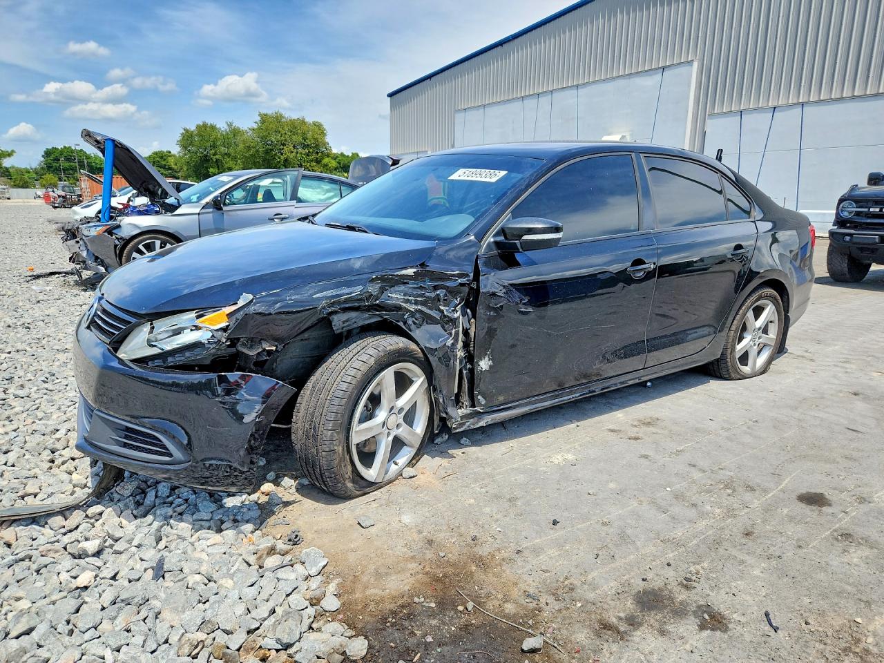 Salvage Volkswagen Jetta Image
