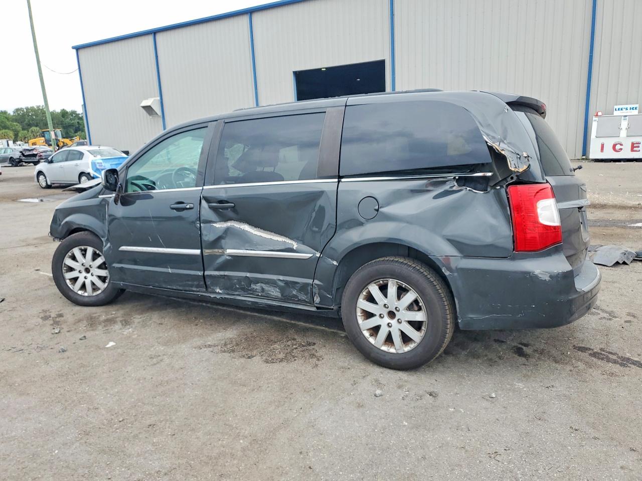 Chrysler Minivan Touring L
