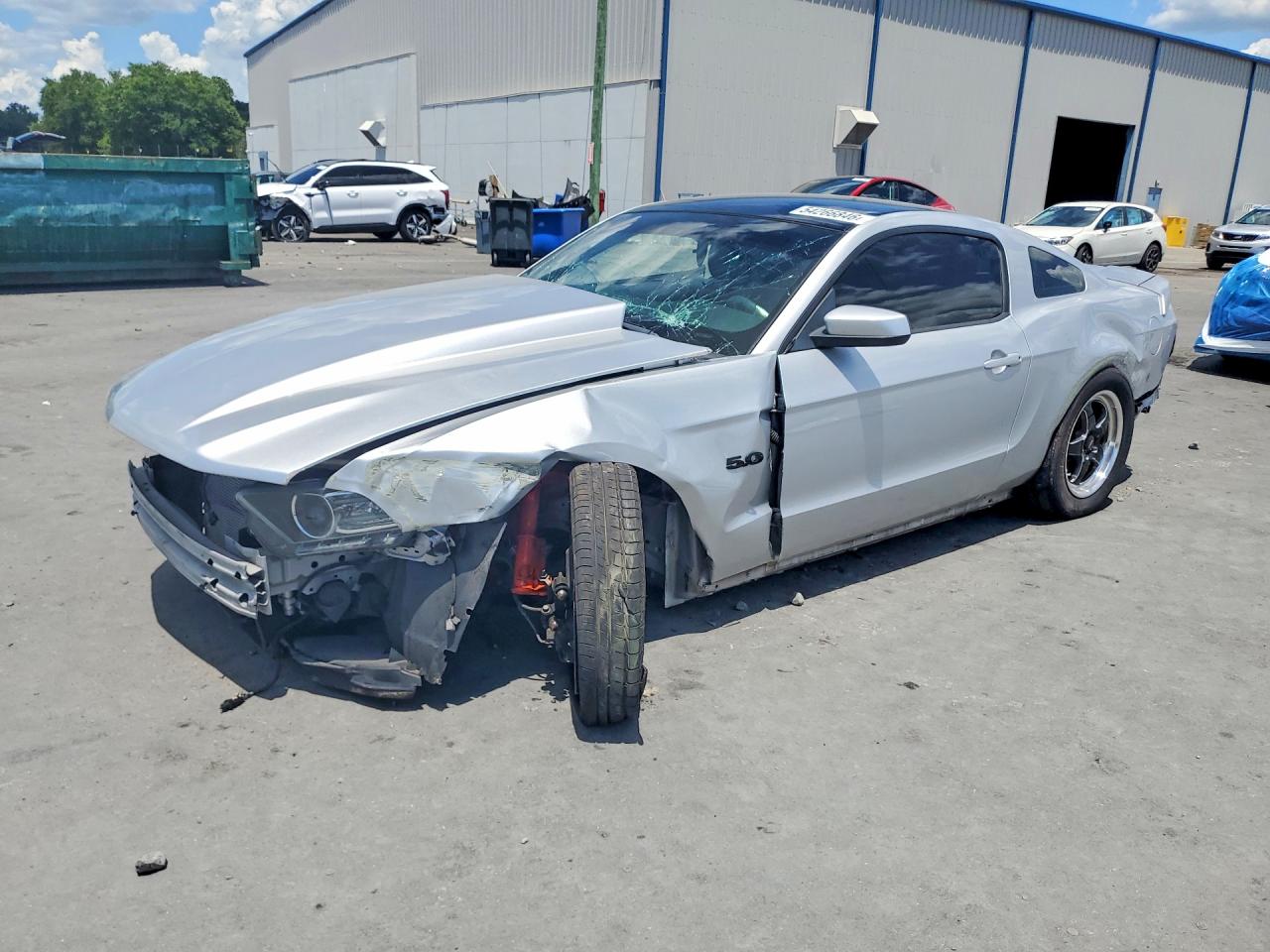 Salvage Ford Mustang Image