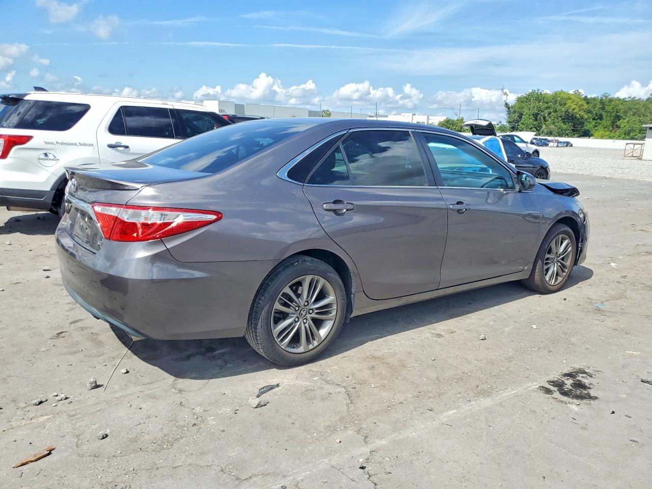 Toyota Camry Se