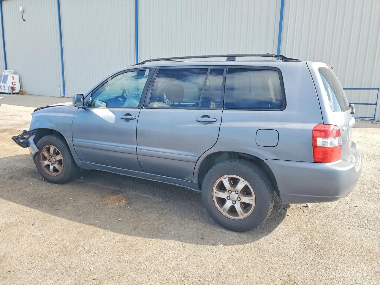 Toyota Highlander Base