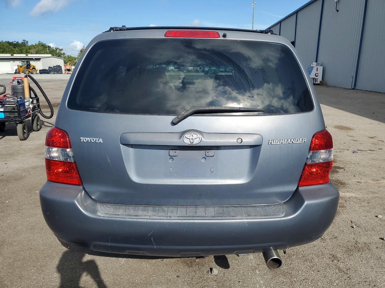 Toyota Highlander Base