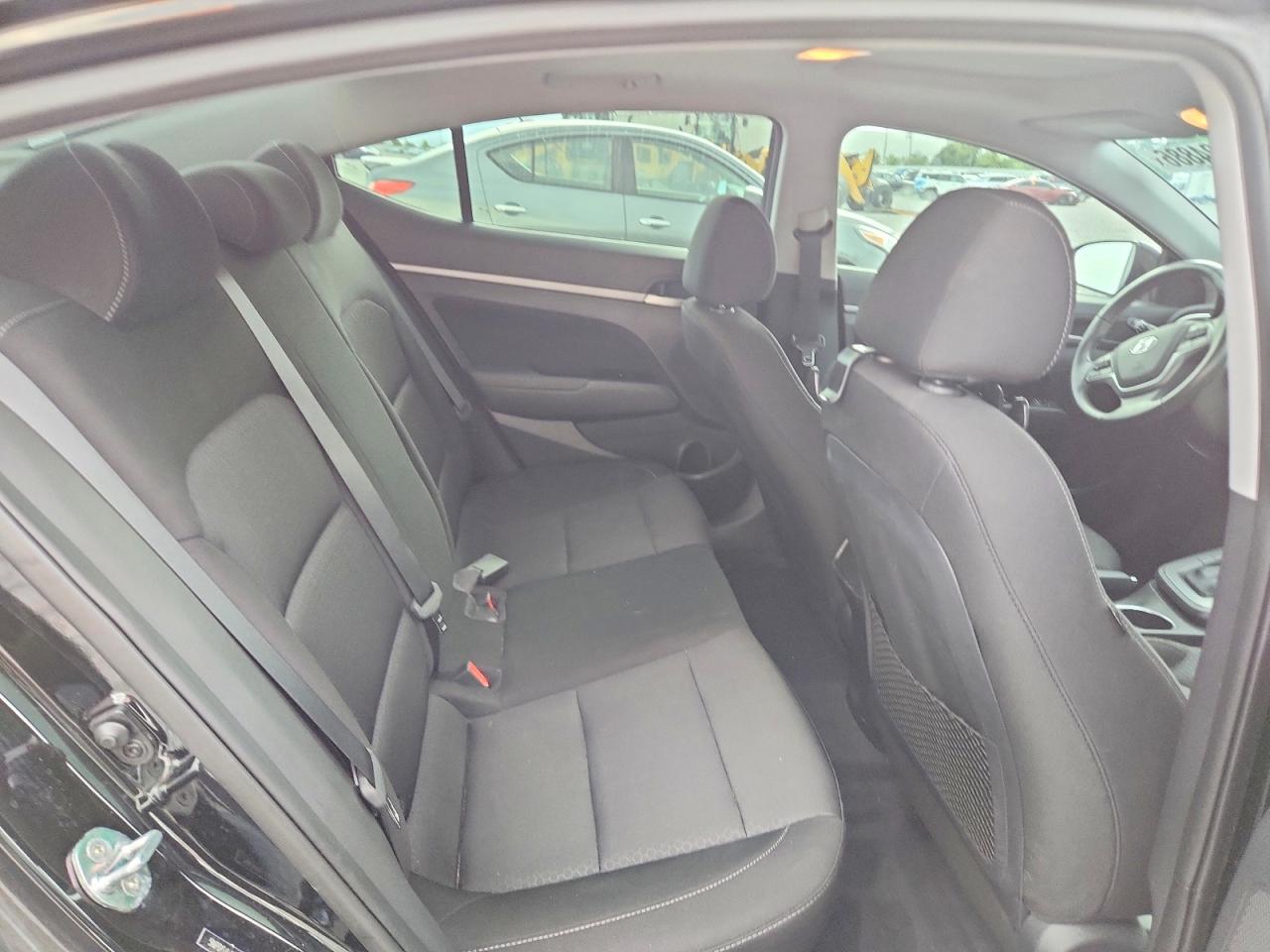 Hyundai ELANTRA Value Edition