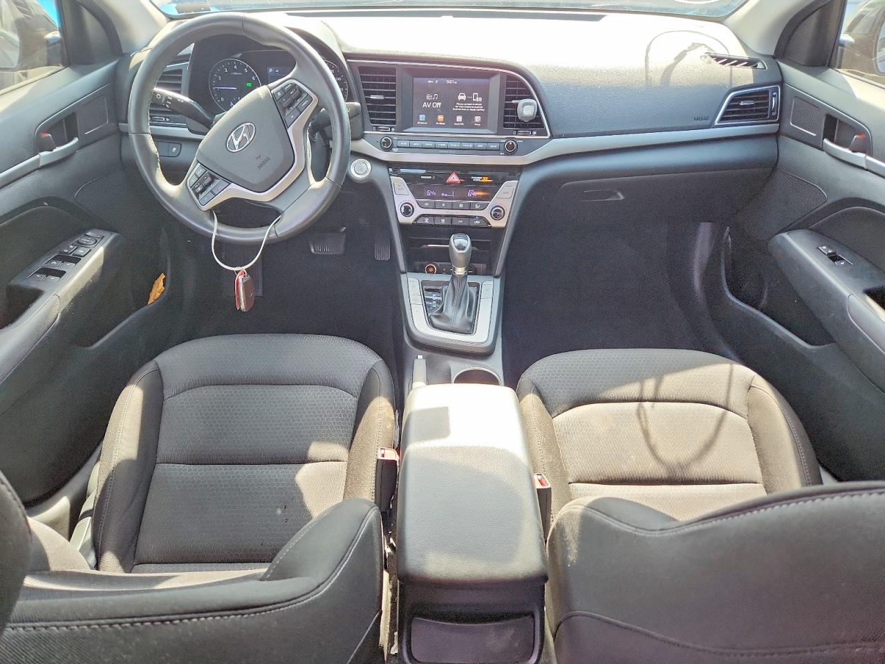 Hyundai ELANTRA Value Edition