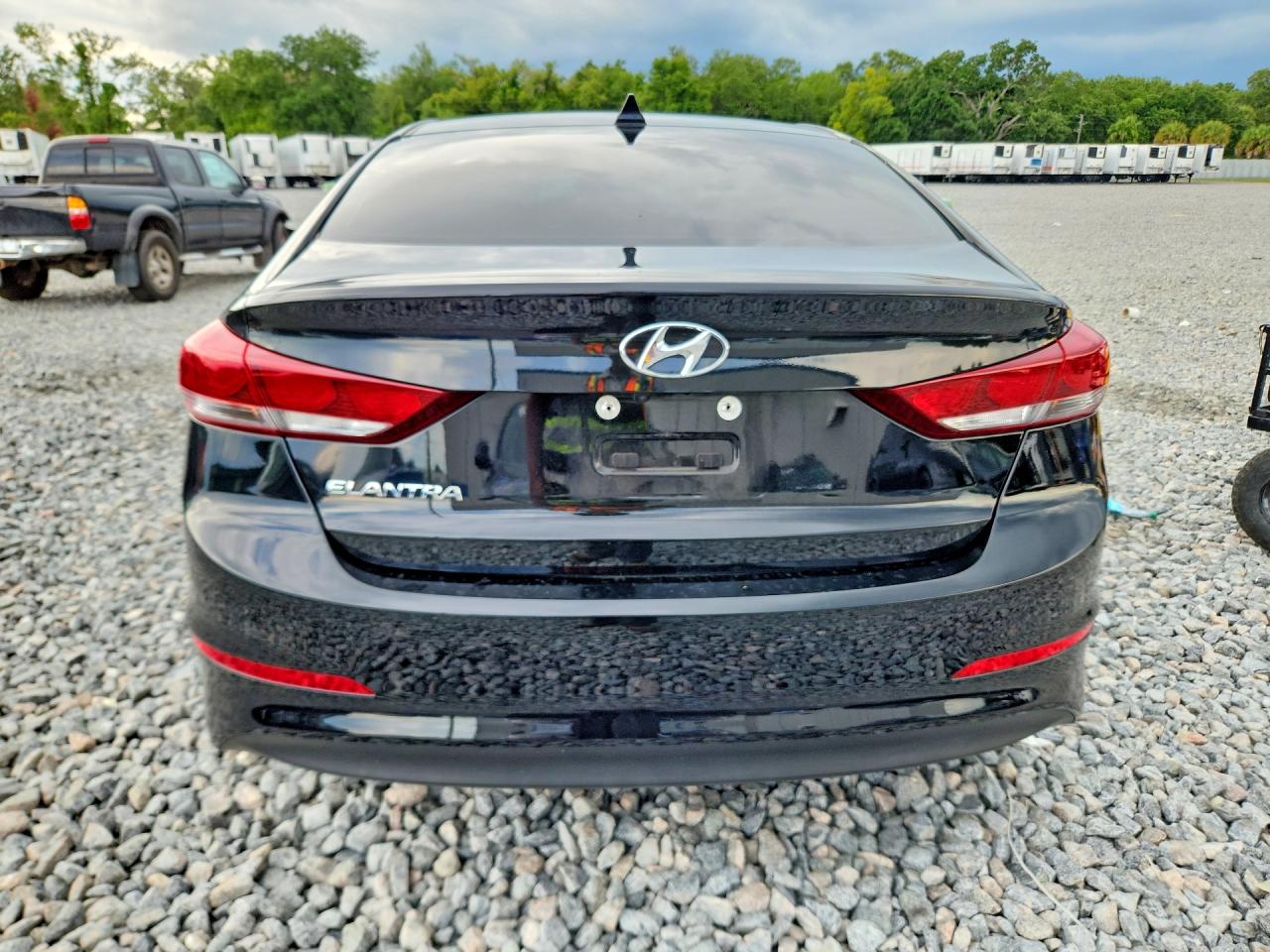 Hyundai ELANTRA Value Edition