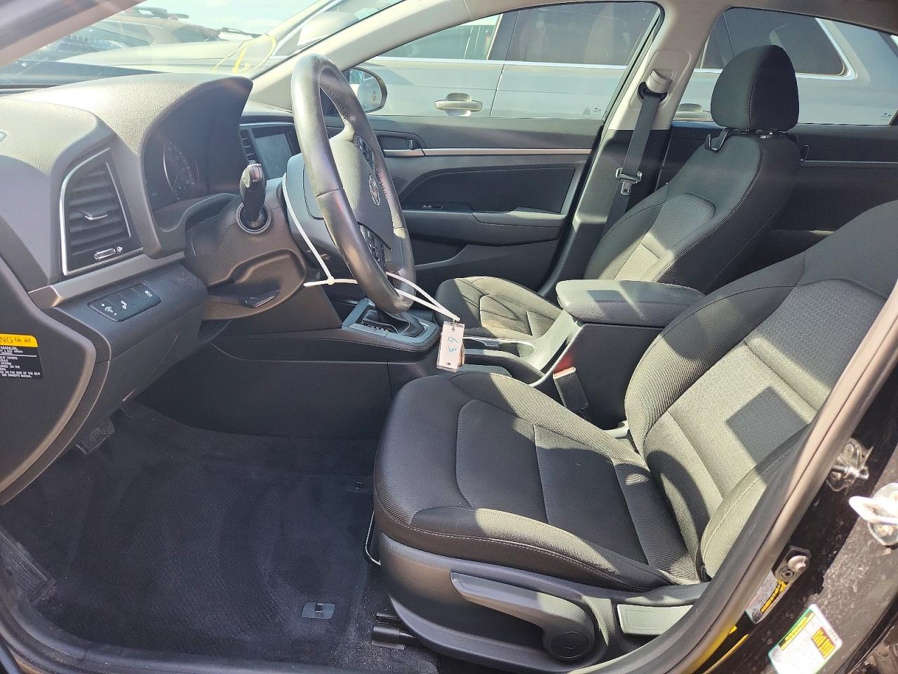 Hyundai ELANTRA Value Edition