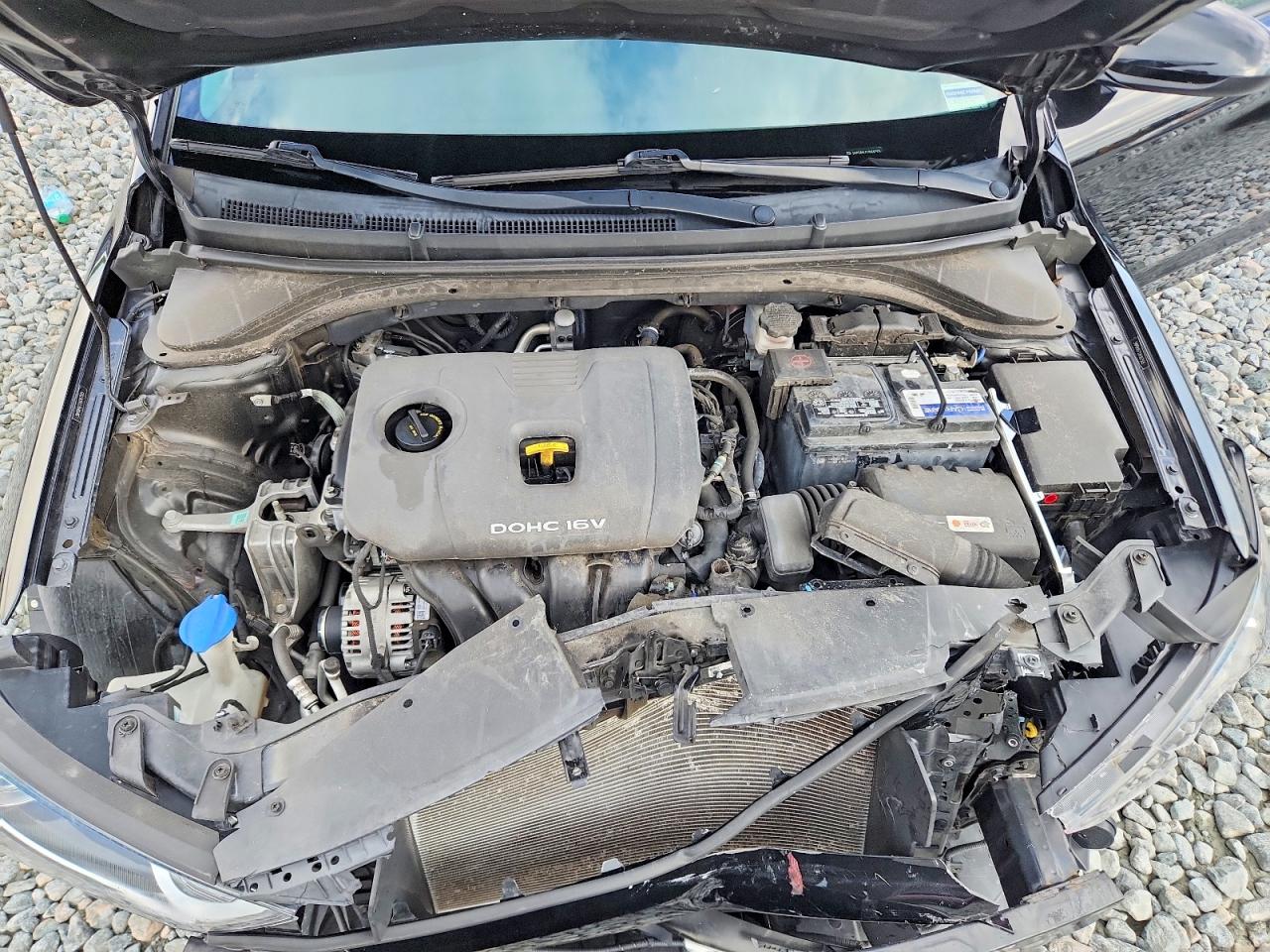 Hyundai ELANTRA Value Edition