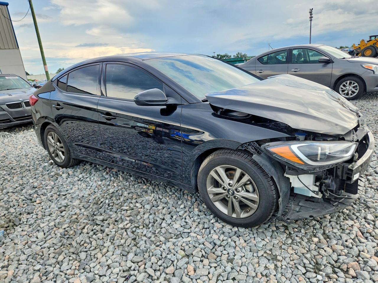 Hyundai ELANTRA Value Edition