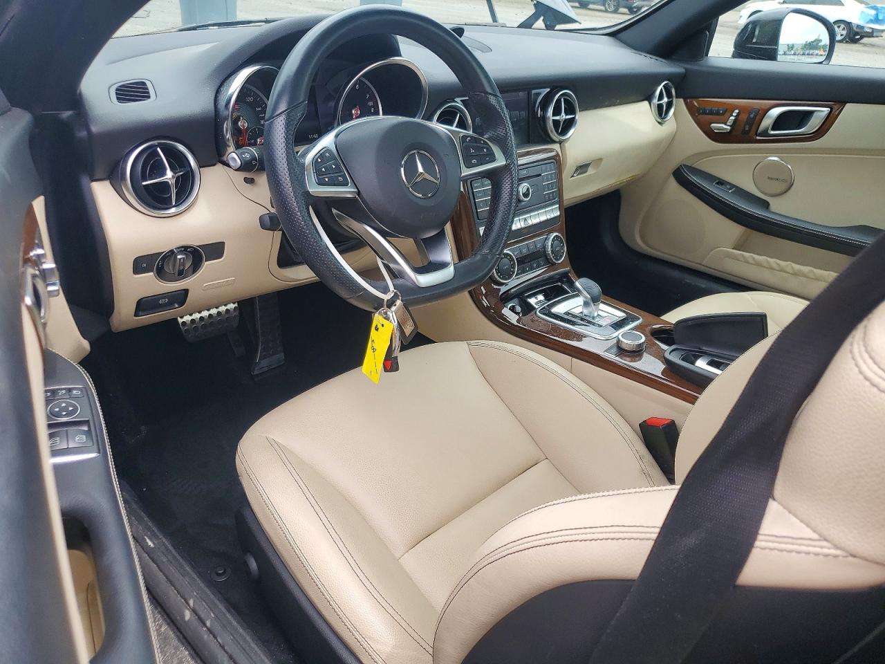 Mercedes-Benz S-Class 300
