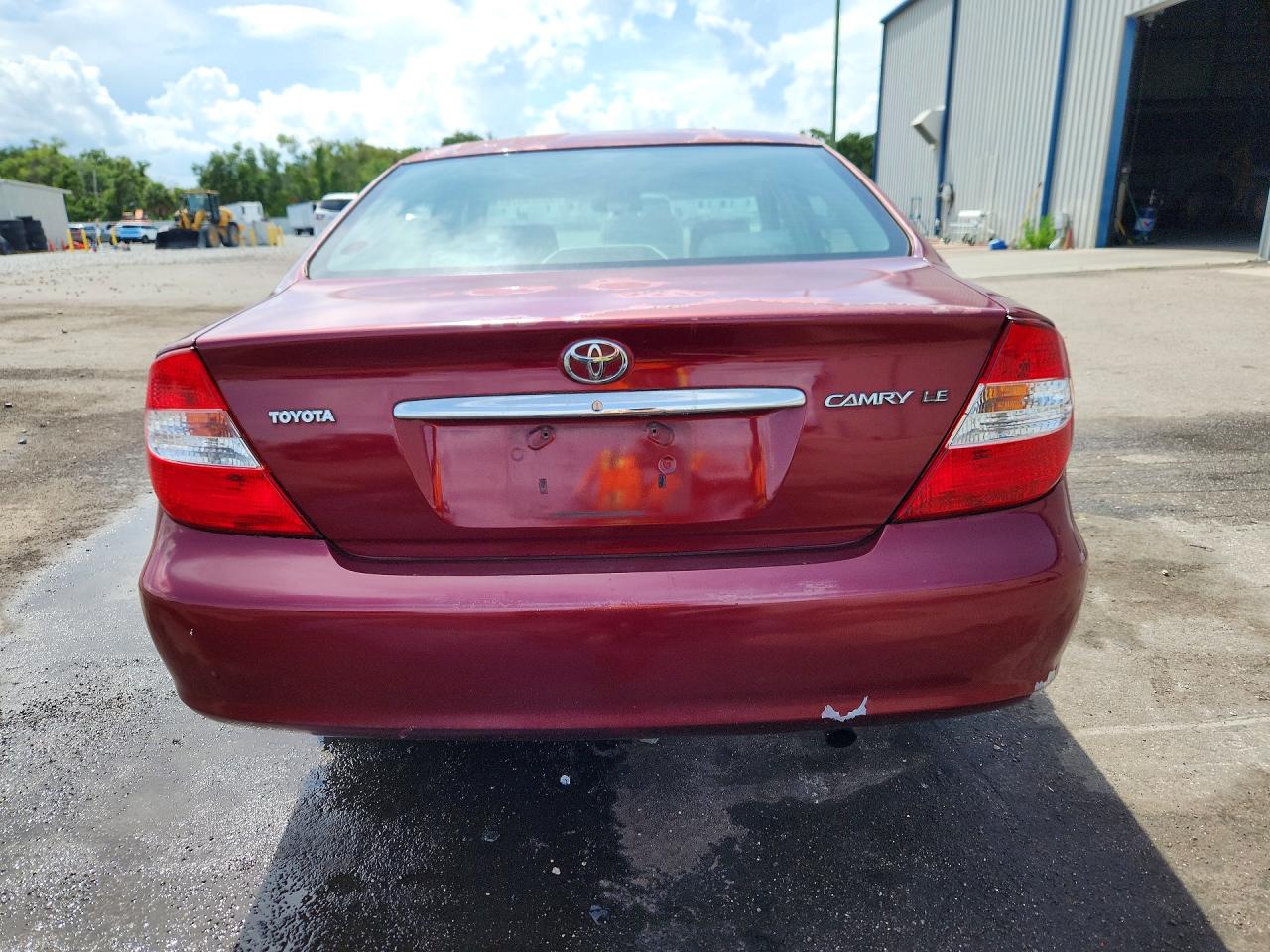 Toyota Camry Le