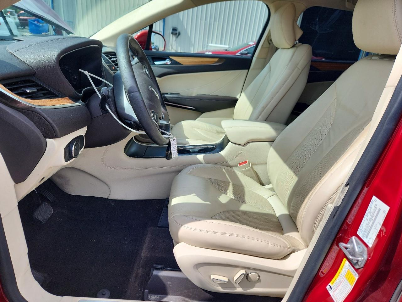 Lincoln MKZ