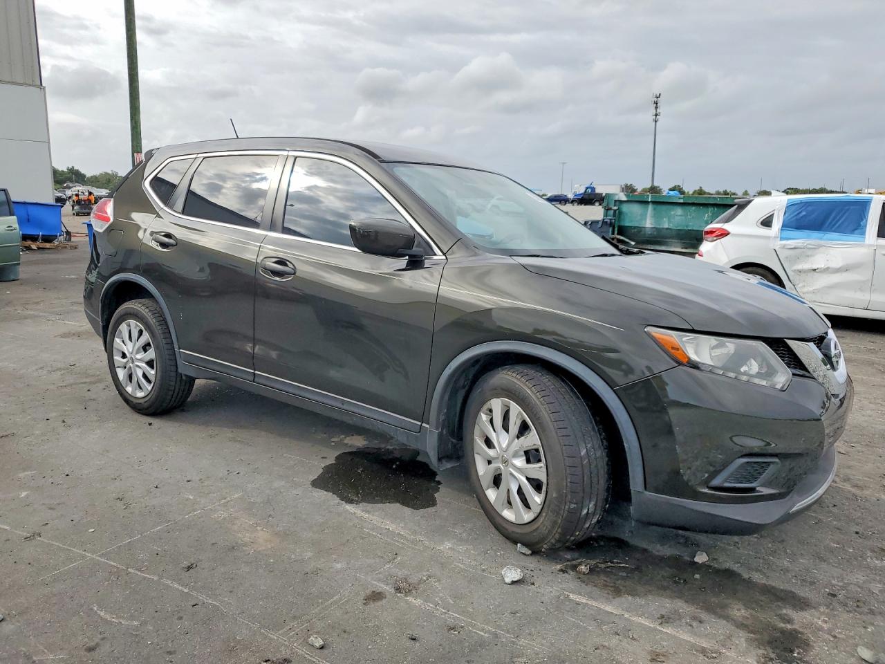 Nissan Rogue S