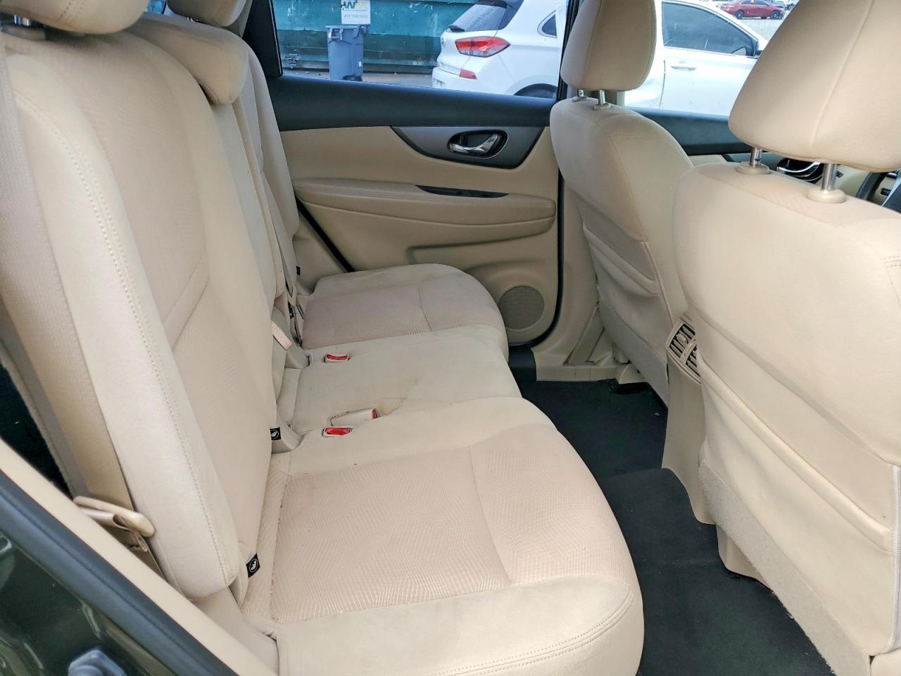 Nissan Rogue S