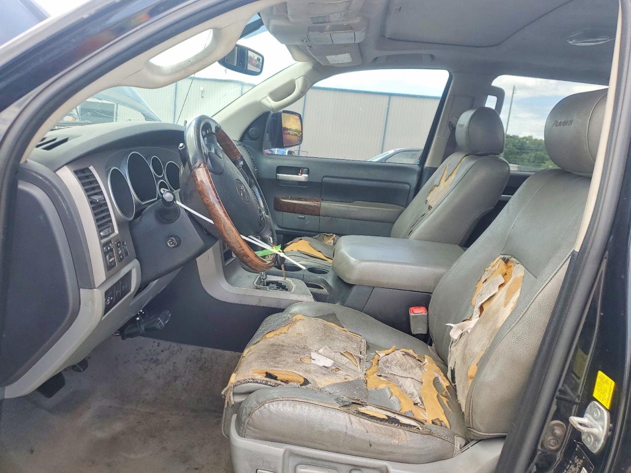 Toyota Tundra Crewmax Limited