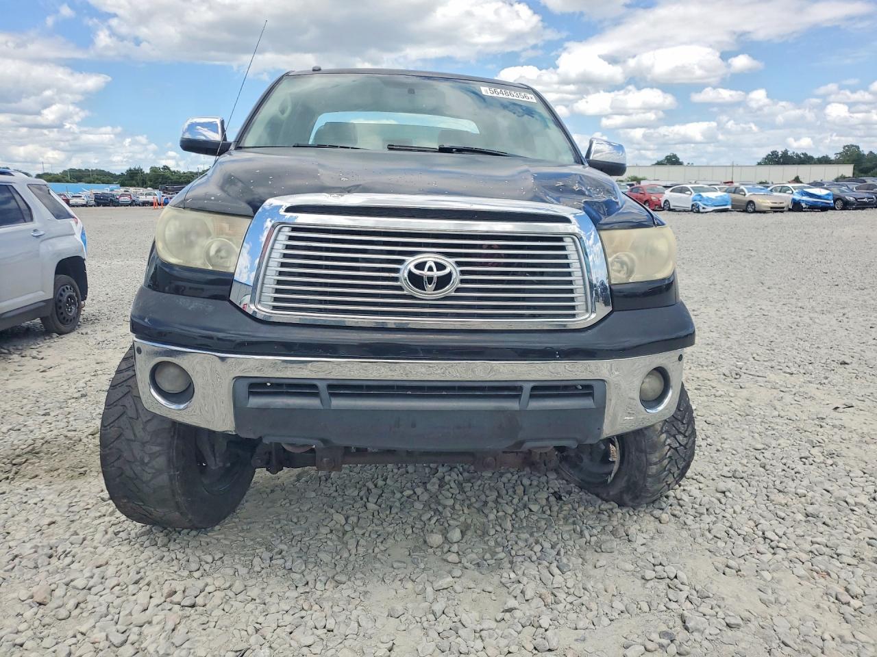 Toyota Tundra Crewmax Limited