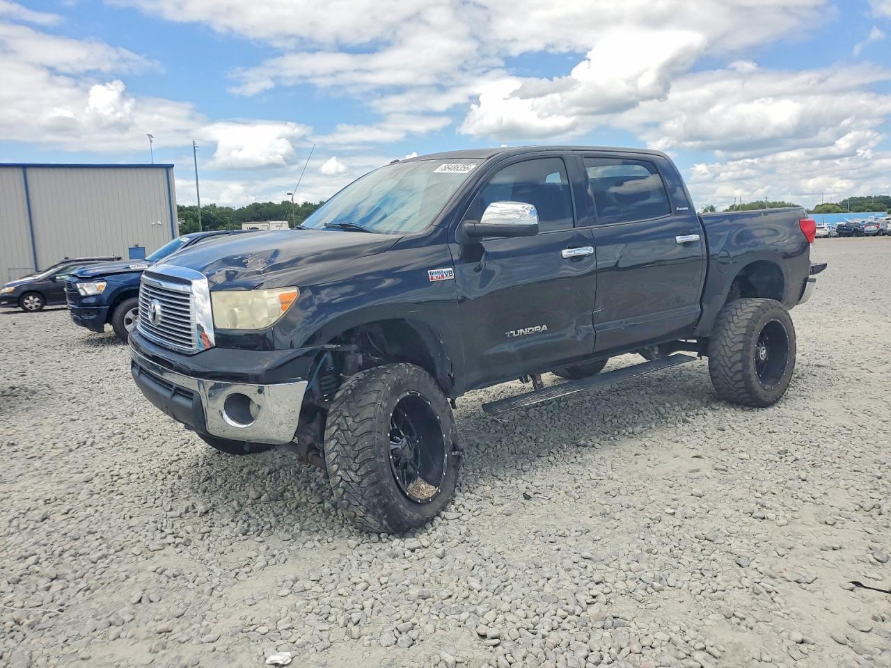 Salvage Toyota Tundra Image