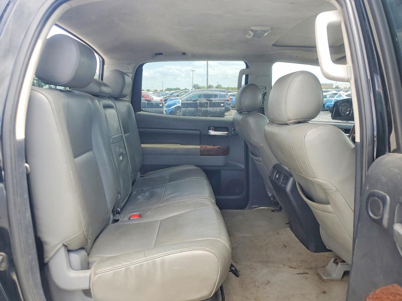 Toyota Tundra Crewmax Limited