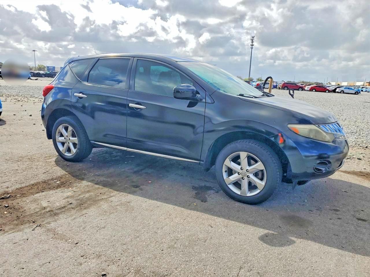 Nissan Murano S