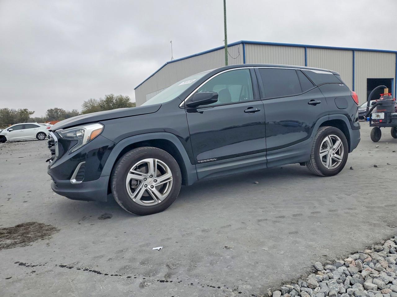 Salvage GMC Terrain Image