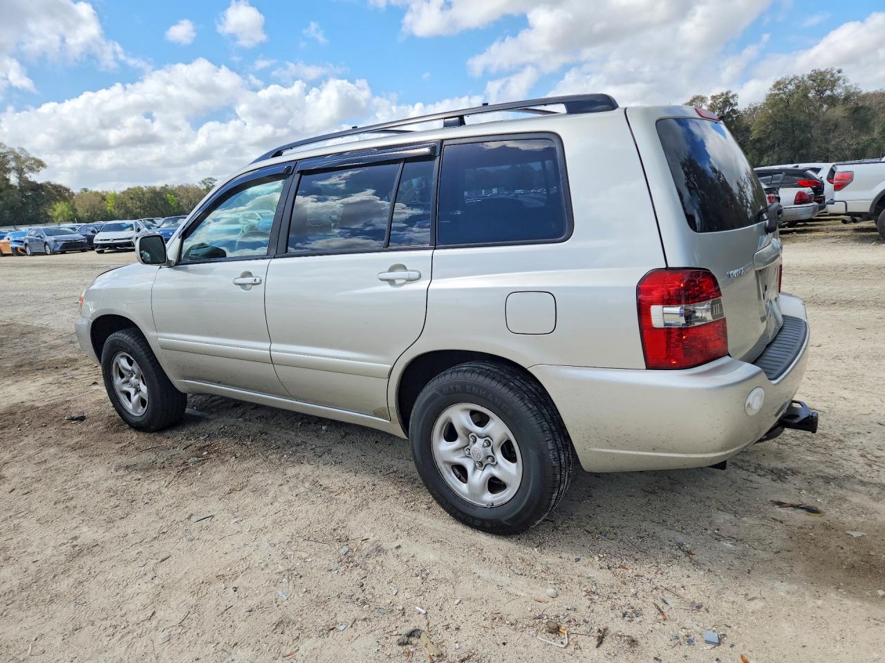 Toyota Highlander Base