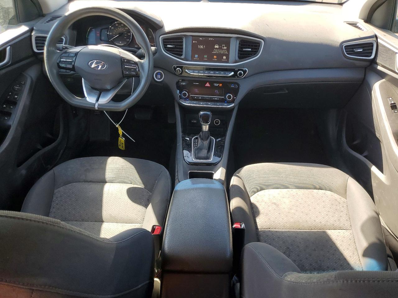 Hyundai Ioniq Blue