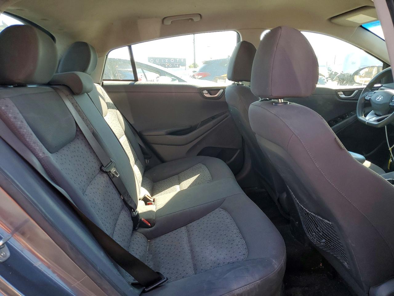 Hyundai Ioniq Blue