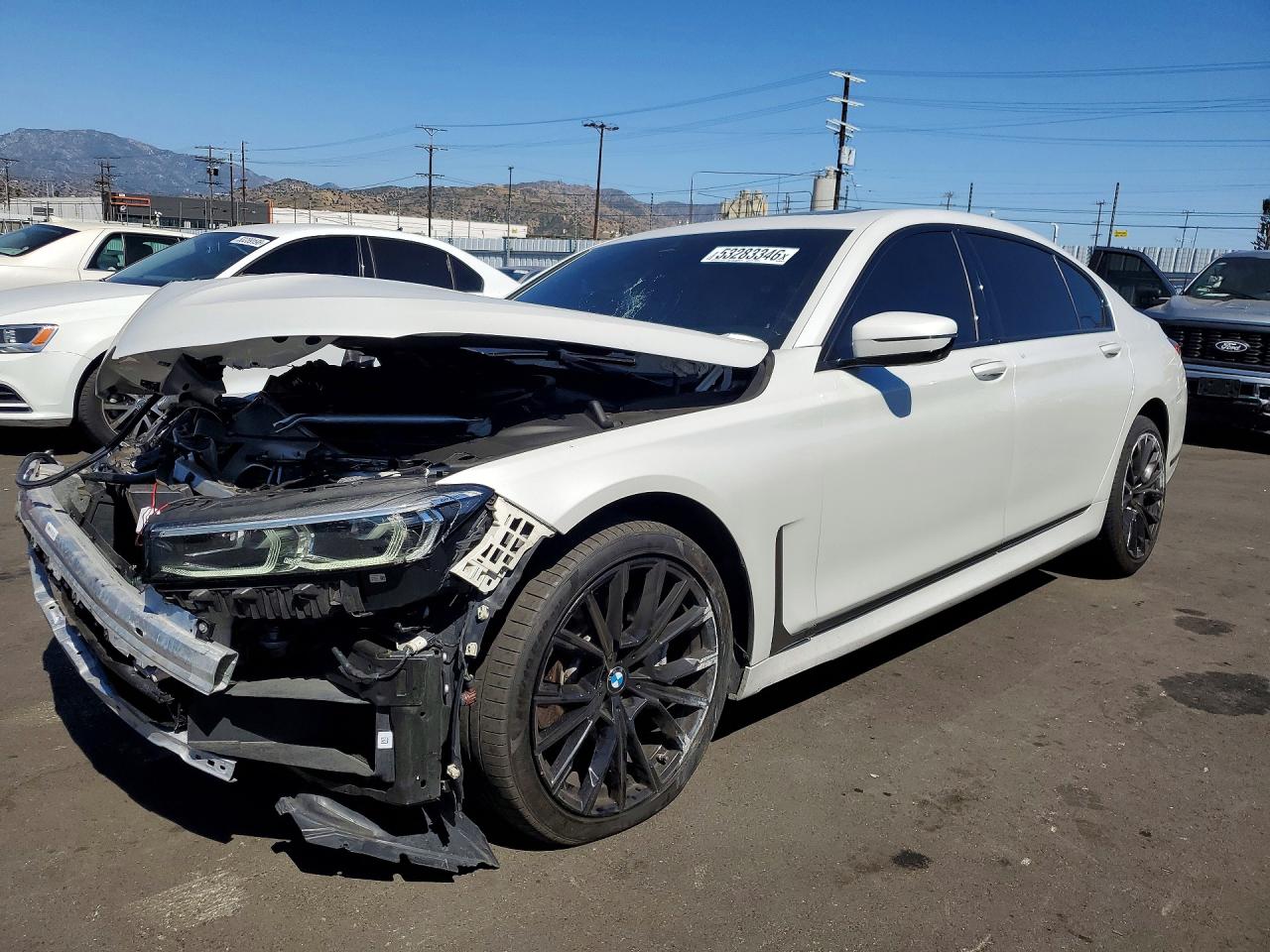 Salvage BMW 7 Series Image