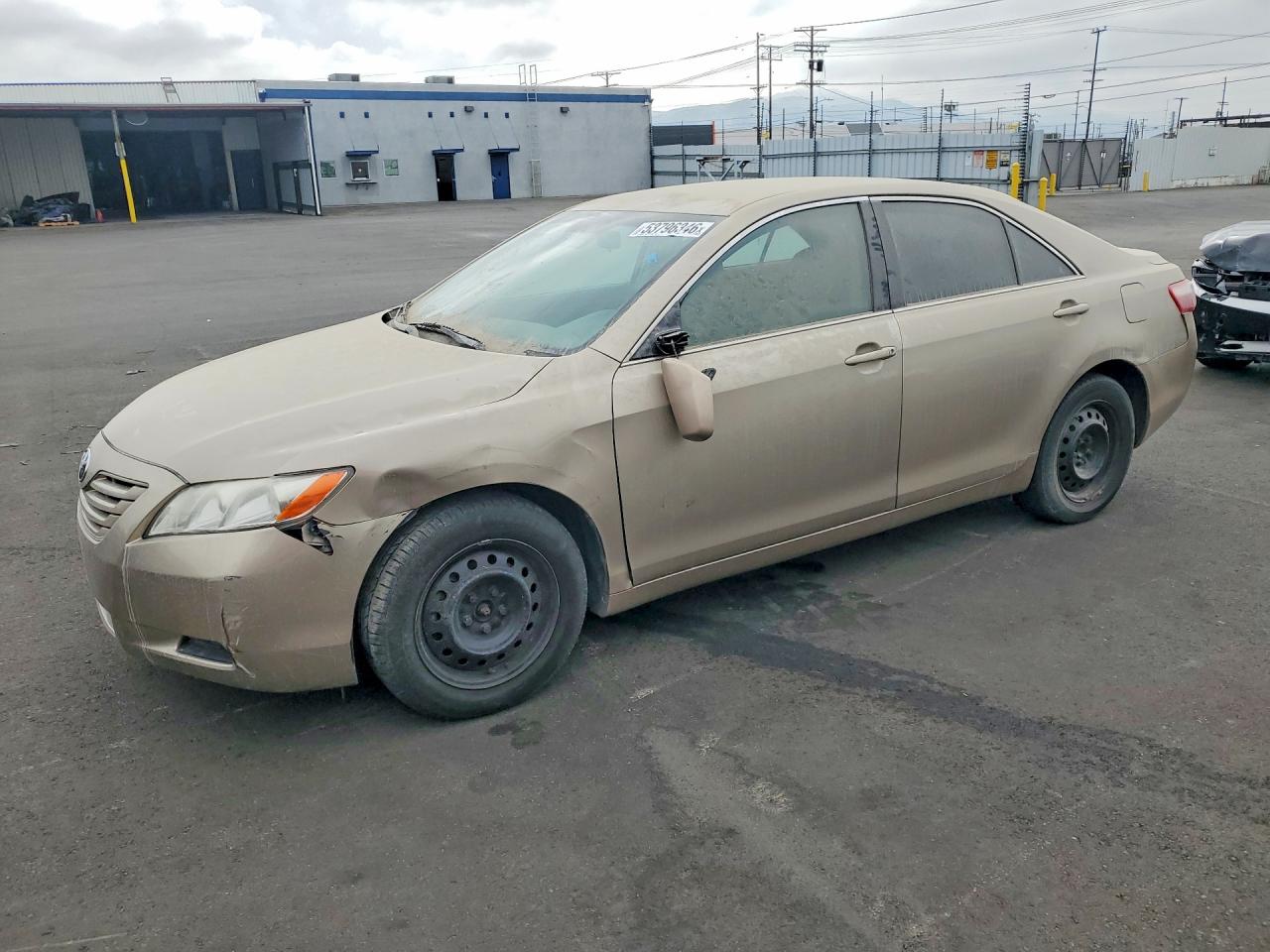 Salvage Toyota Camry Image