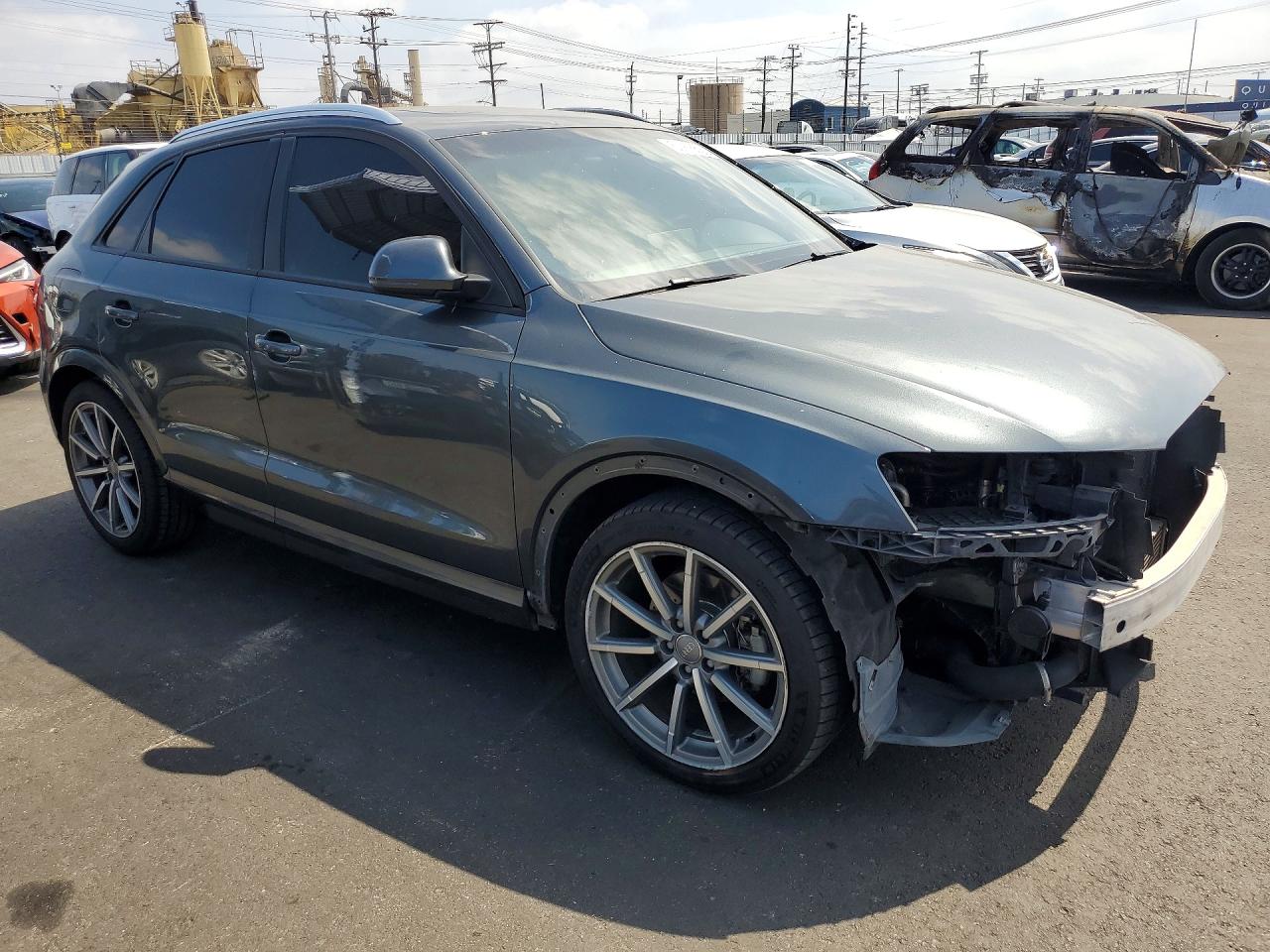 Audi Q3 Premium