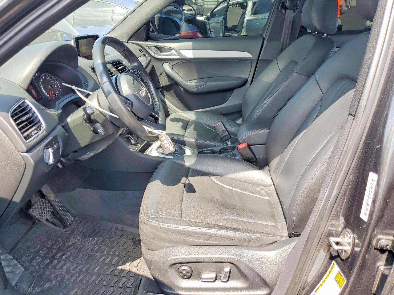 Audi Q3 Premium