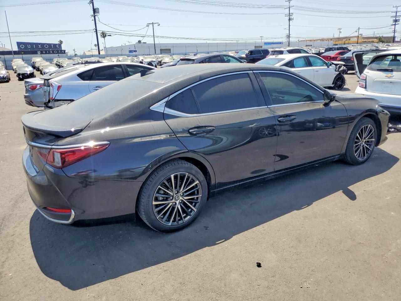 Lexus Es Base
