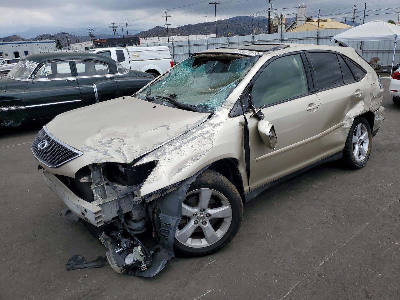 Salvage Lexus RX Image