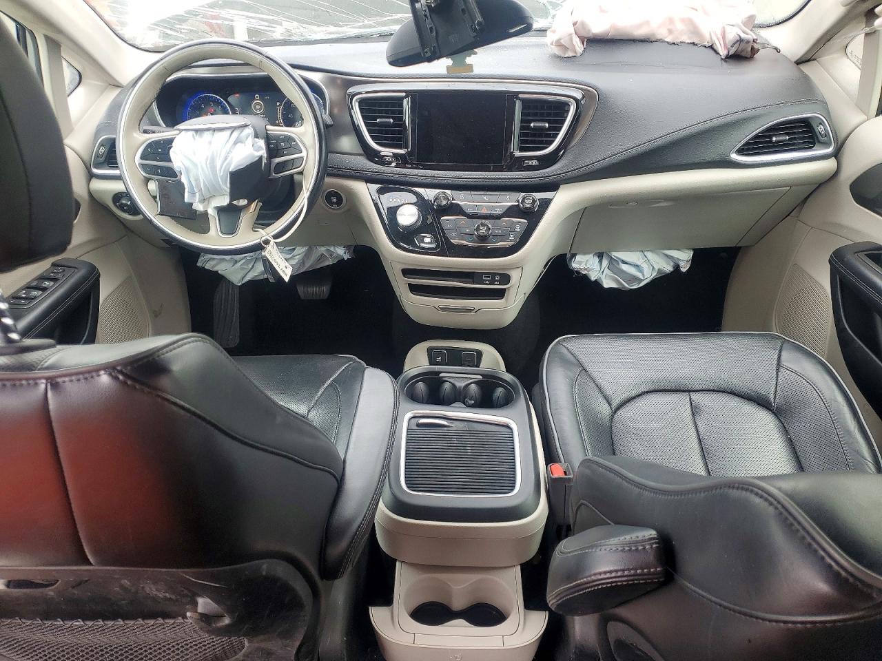 Chrysler Pacifica Limited