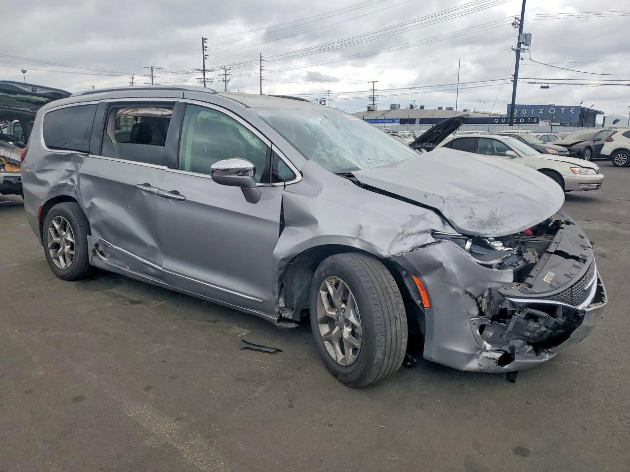 Chrysler Pacifica Limited
