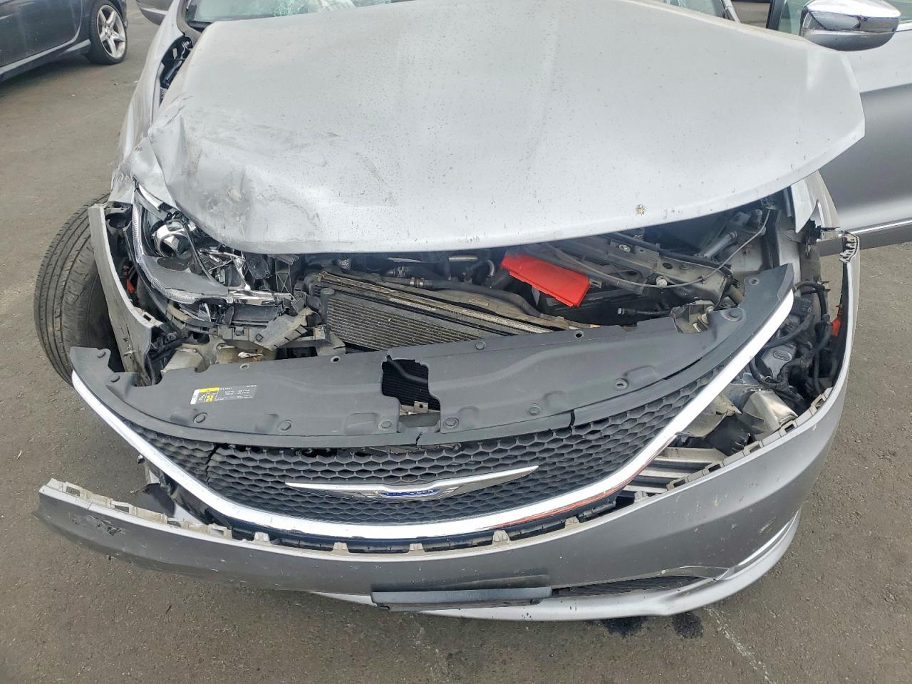 Chrysler Pacifica Limited
