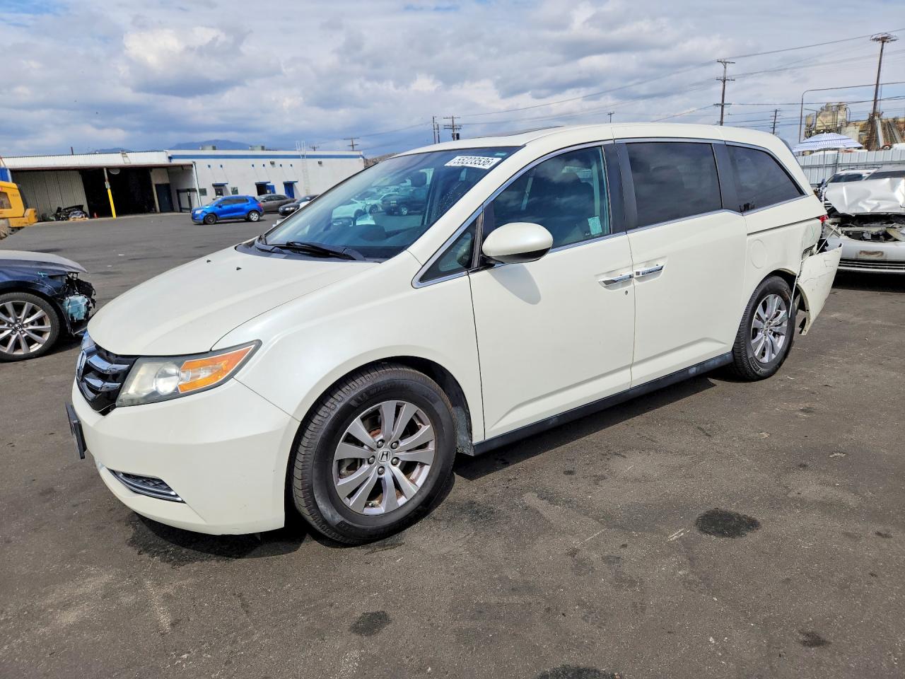 Salvage Honda Odyssey Image