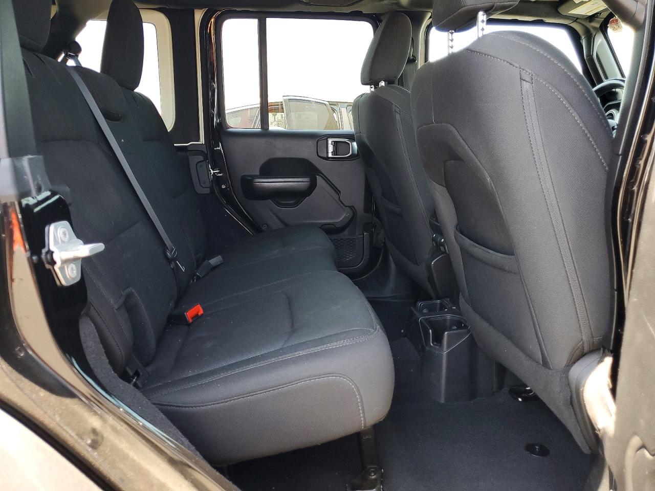 Jeep Wrangler Sport