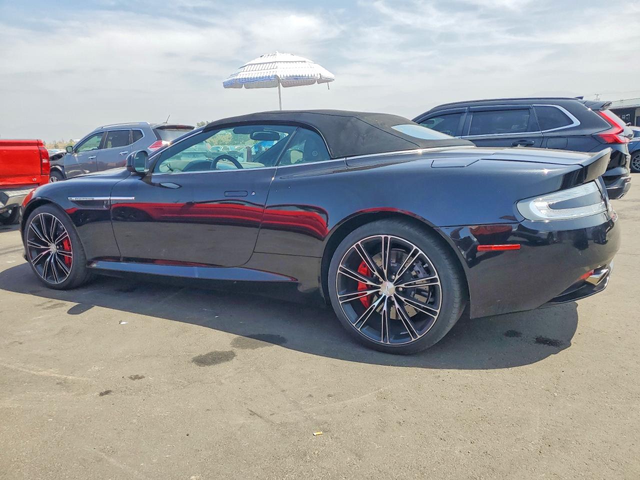 Aston Martin DB9
