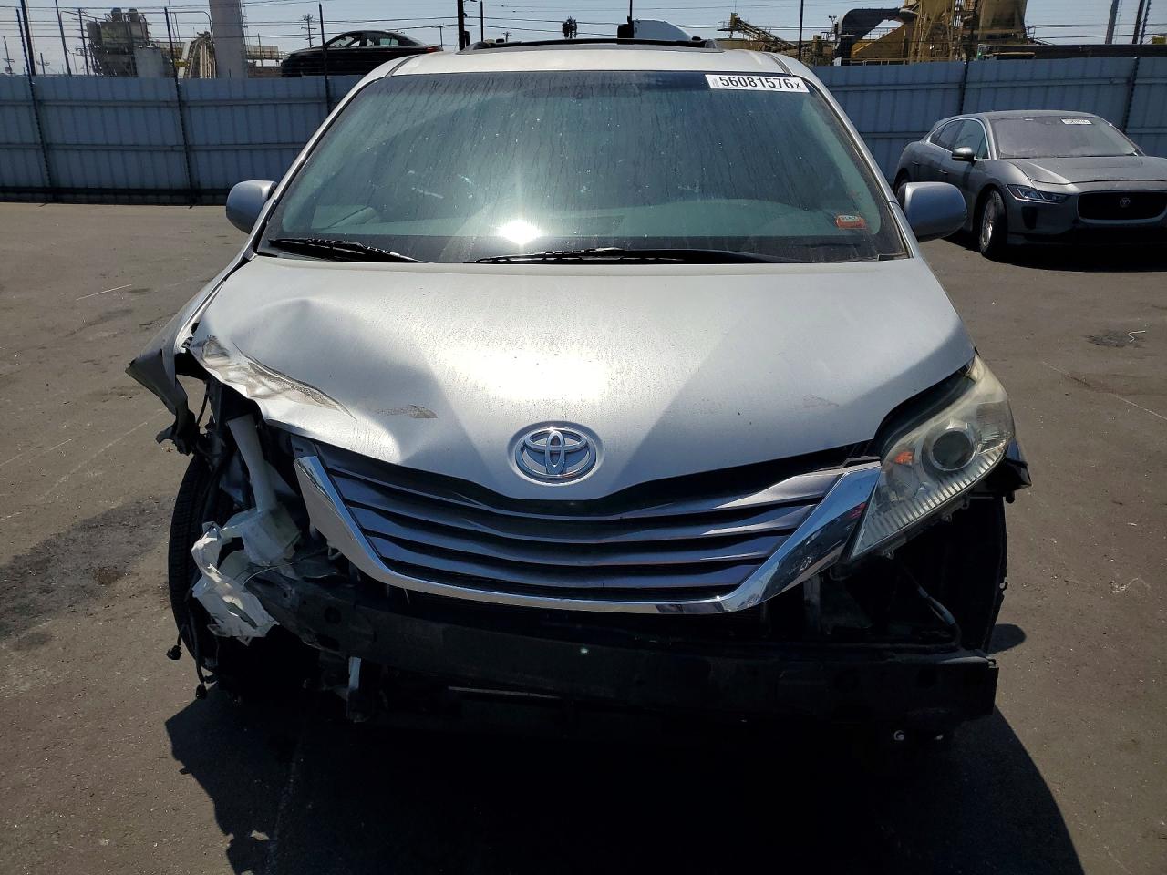 Toyota Sienna Xle 8-passenger