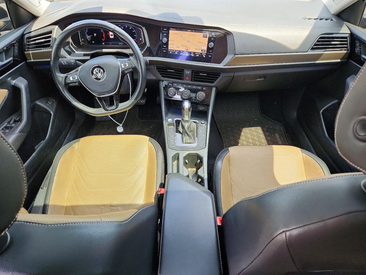 Volkswagen Jetta Sel Premium