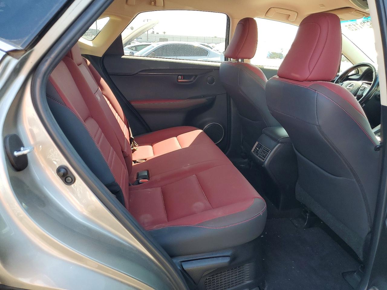 Lexus NX 300h
